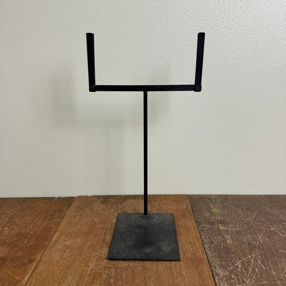 Vintage Black Wrought Iron Museum Style Artifact Mask Display Stand‎ 12.5"